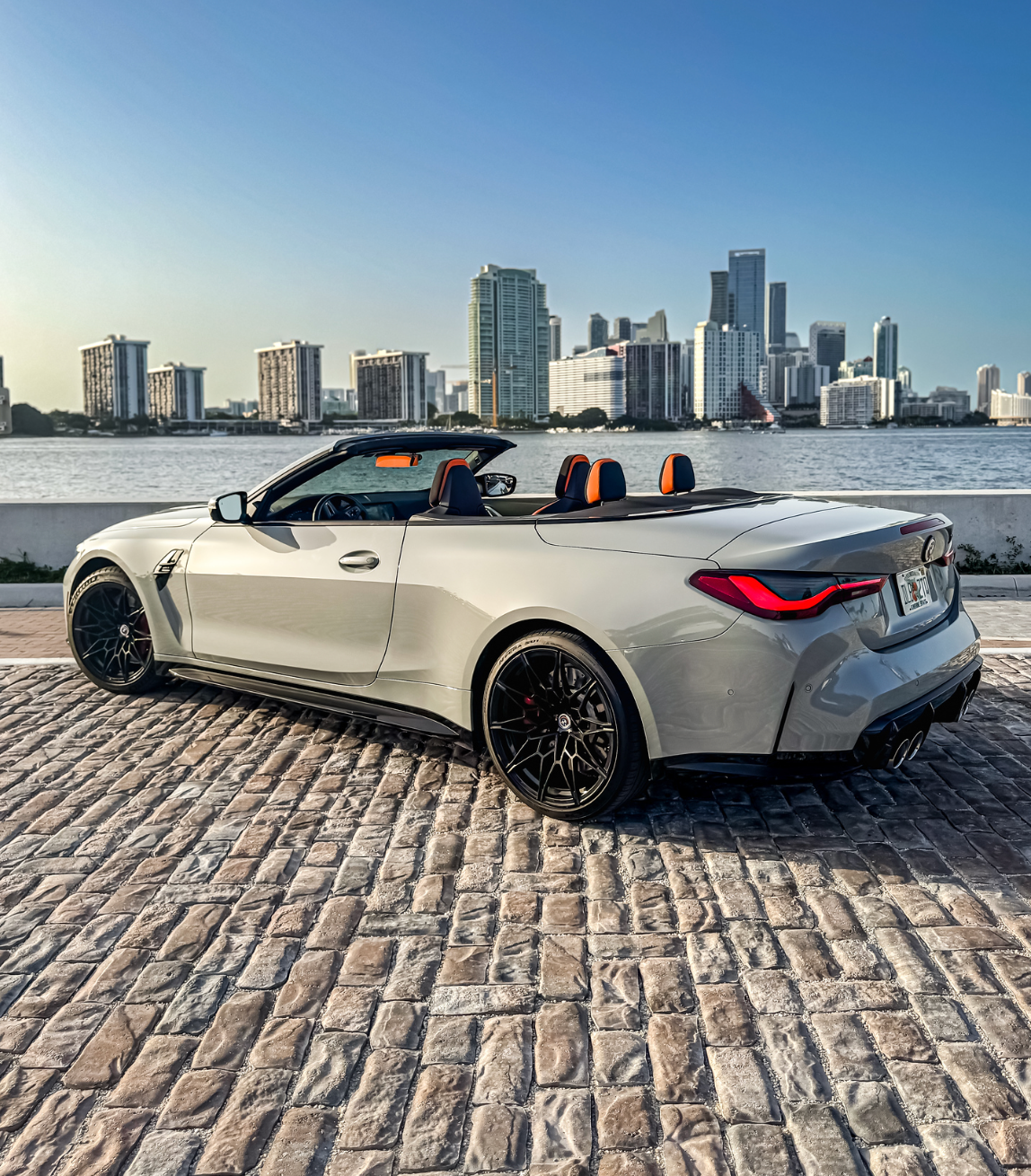 BMW M4 Convertible photo