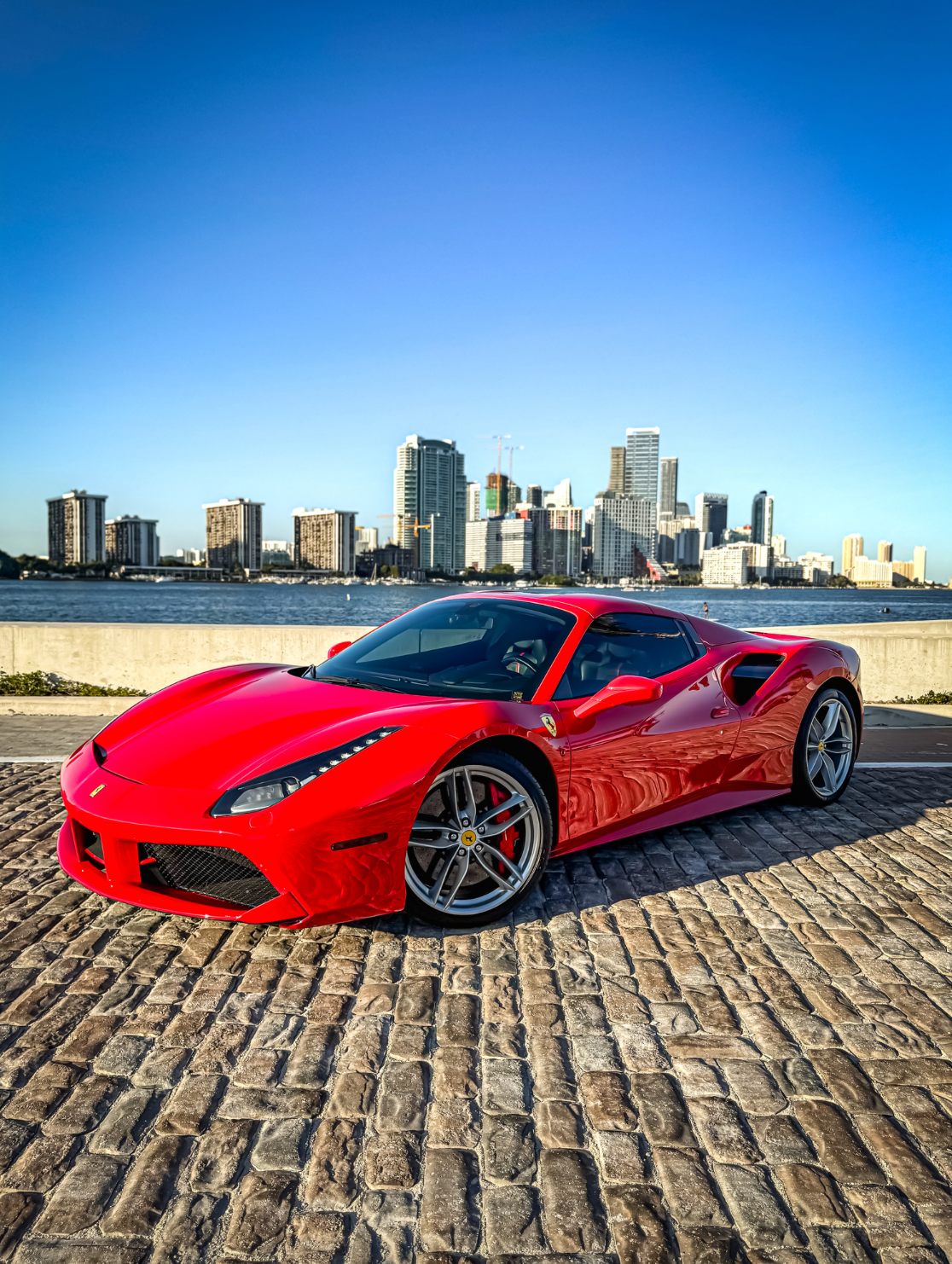 Ferrari 488 Spider photo